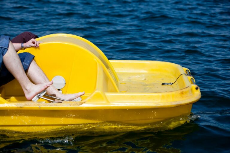 Les pédalos de l'AquaPlayPark de Saverdun