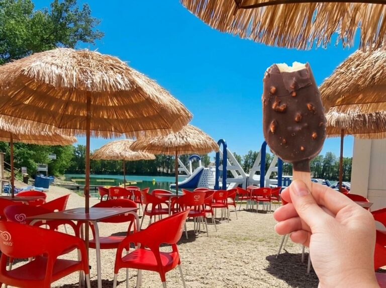 Le snack bar de l'AquaPlayPark de Saverdun Change
